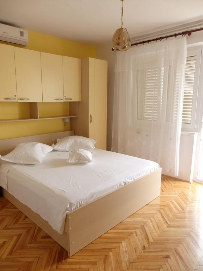 Apartmani Stipan Brela Exterior photo
