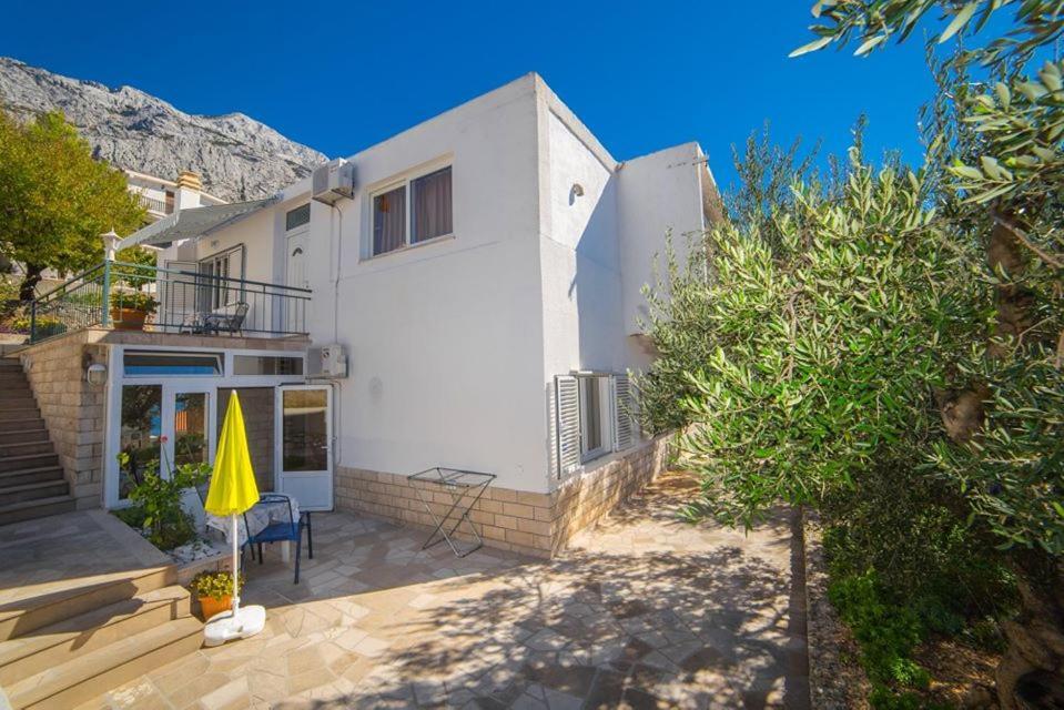 Apartmani Stipan Brela Exterior photo